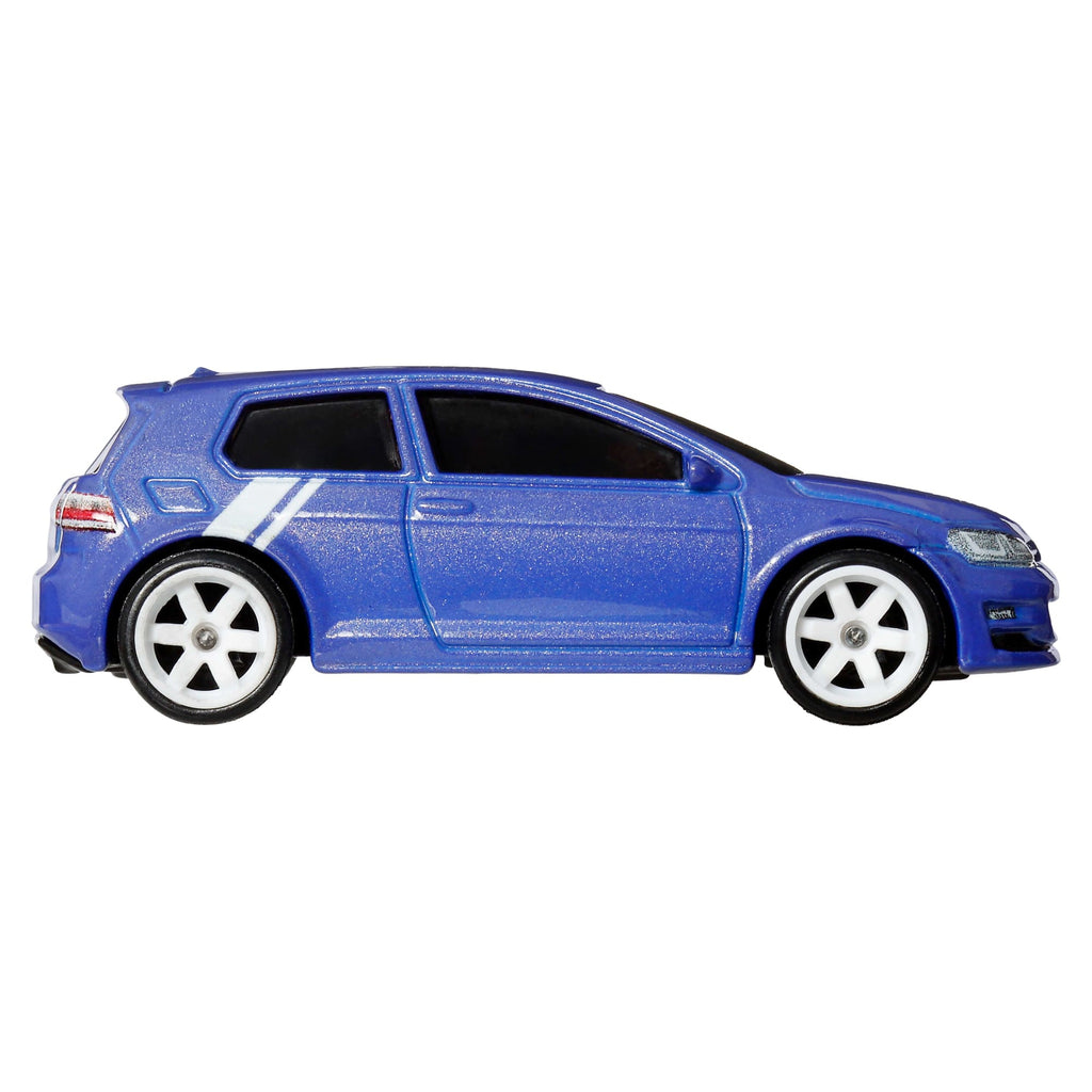 Hot Wheels Premium Car Culture 2-Pack 2004 Volkswagen Gold R32 & Volkswagen Golf MK7