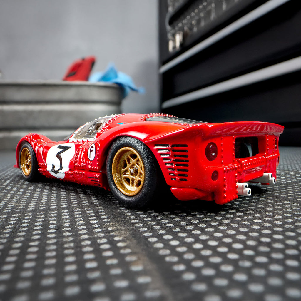 Hot Wheels Elite 64 1967 Ferrari 330 P4