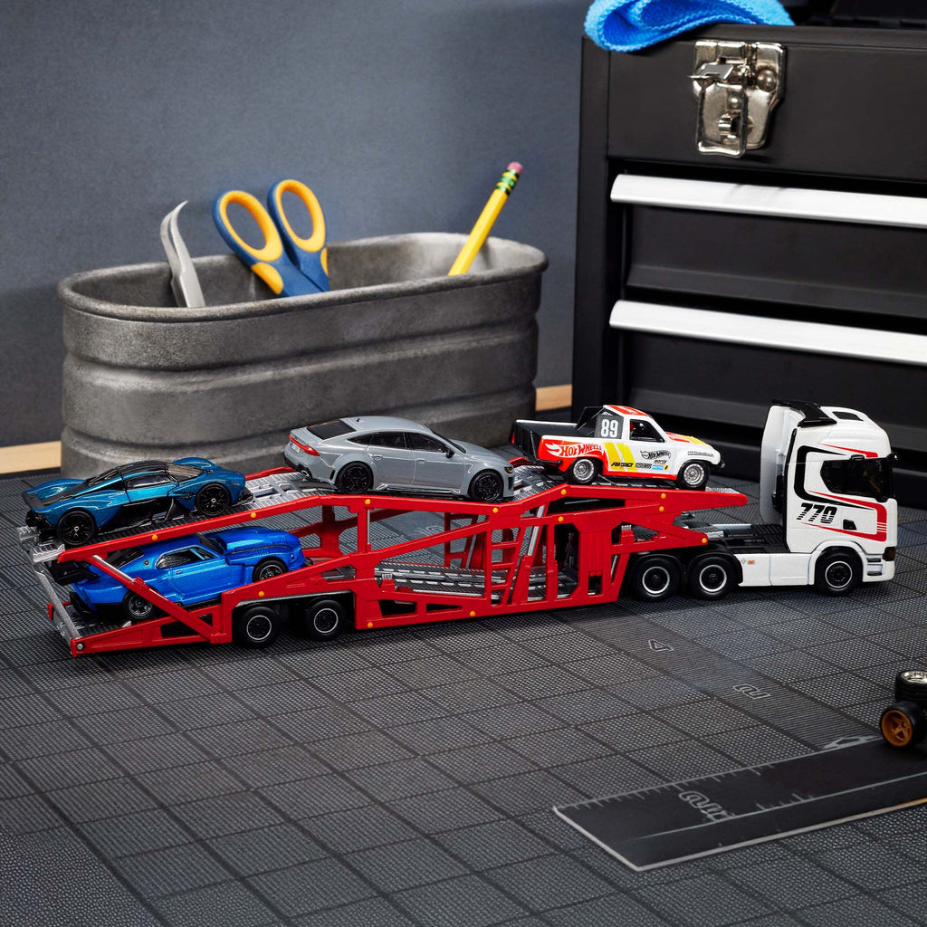 Hot Wheels Elite 64 Scania 770 S