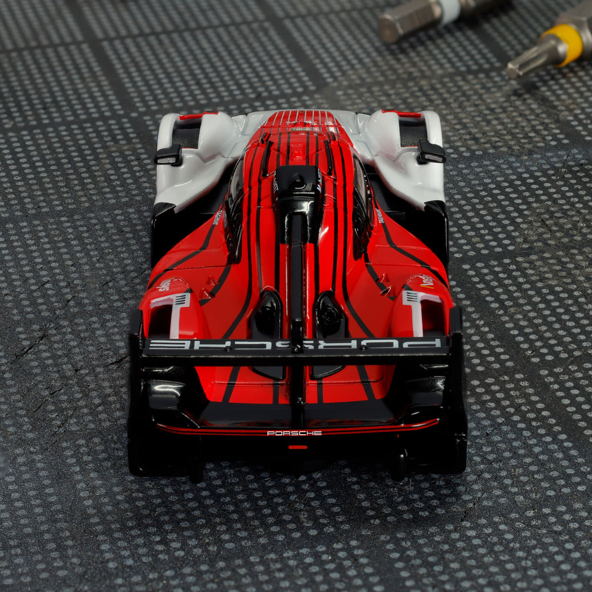 Hot Wheels Elite 64 Porsche 963