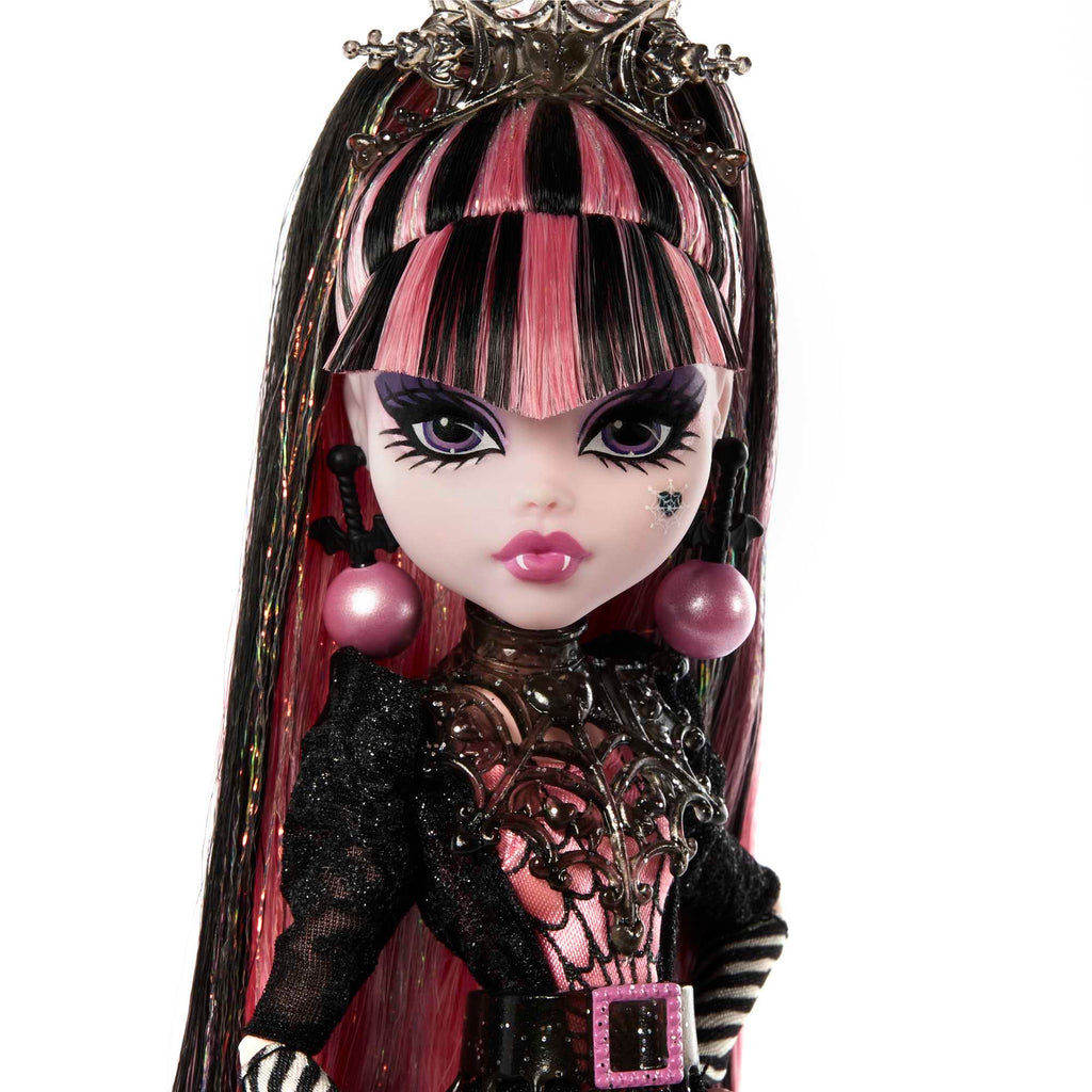 Monster High Howliday: Winter Edition Draculaura Doll